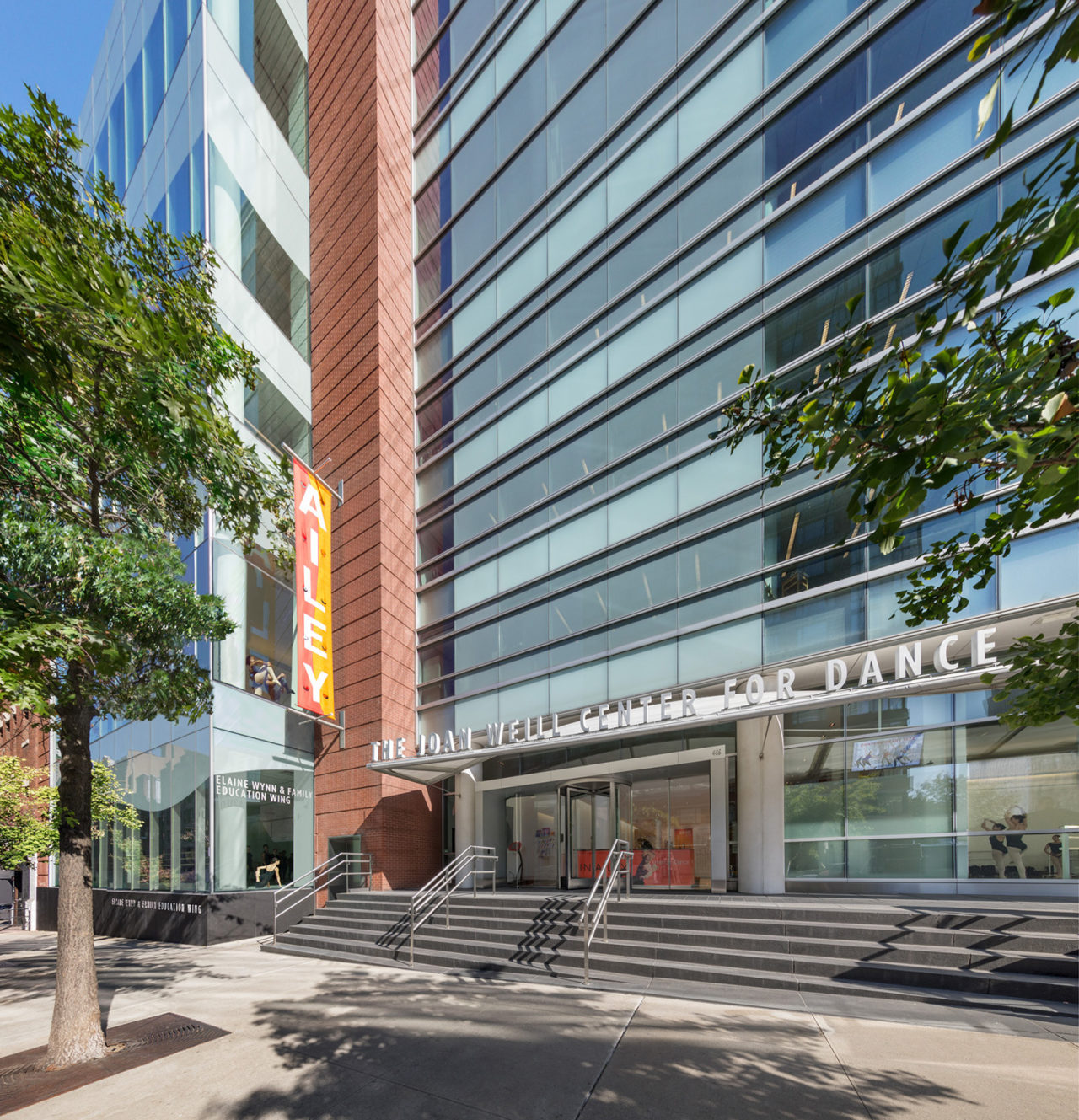 Elaine Wynn and Family Education Wing at the Joan Weill Center for Dance by Iu + Bibliowicz Architects. Credit: Fred Charles.