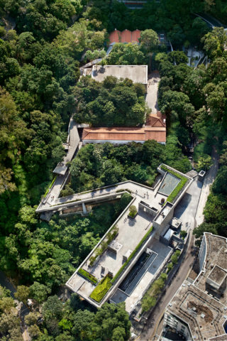 Project: Asia Society Hong Kong Center. Architect: Tod Williams Billie Tsien Architects | Partners. Photo: Michael Moran/OTTO.