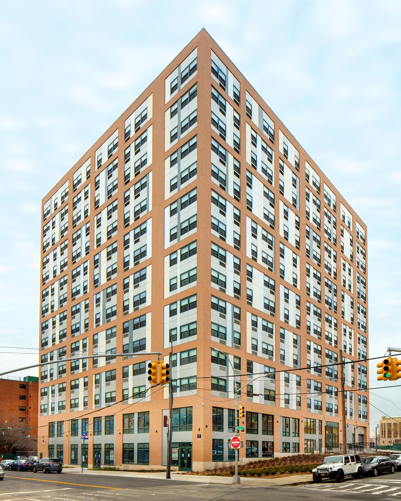 Morris Avenue I, Bronx, EDI International – Building Facade. Photo: Omni New York, LLC.