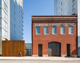 Project: SculptureCenter. Architect: Andrew Berman Architect. Photo: Michael Moran/OTTO.