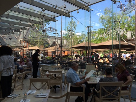 Tavern-on-the-Green, Central Park, New York, NY. Photo: Joseph J. Aliotta.