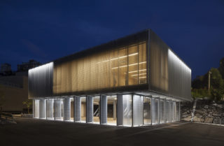 Brooklyn Bridge Park Boathouse by Architecture Research Office. Credit: Elizabeth Felicella.