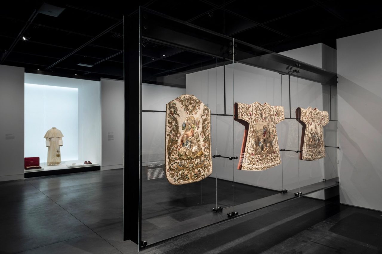 The Costume Institute's "Heavenly Bodies: Fashion and the Catholic Imagination" by Diller Scofidio + Renfro. Credit: Flato & Warner.