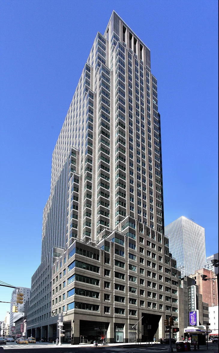 1675 Broadway