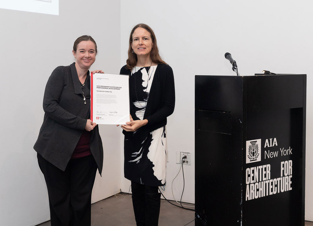 Andrea Lamberti, AIA, VP for Professional Development, presents the AIANY Citation for Professional Development to Alexandra Pollock on behalf of the Technology Committee for their new series “New York Digital Design Community”.