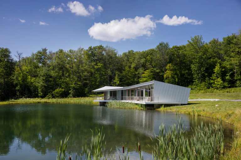 Ephemeral Edge by Dean/Wolf Architects and Reed Hilderbrand. Photo: Paul Warchol/Dean/Wolf Architects.