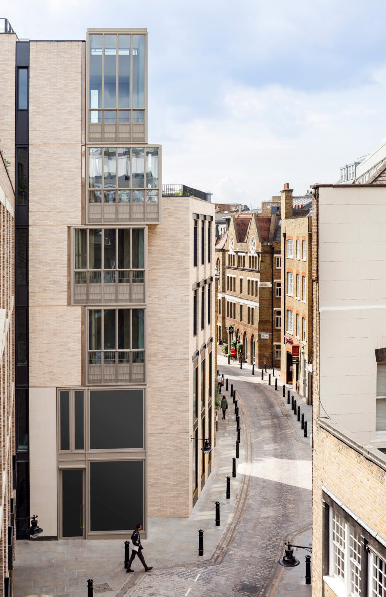 Floral Court by Kohn Pedersen Fox Associates. Photo: Philip Durrant.