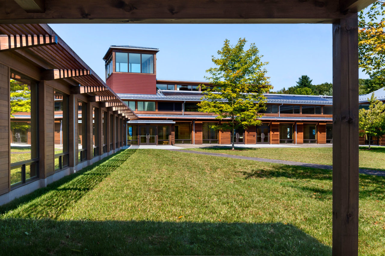 Kohler Environmental Center, Choate Rosemary Hall, Wallingford, CT. Photo: Peter Aaron/OTTO.