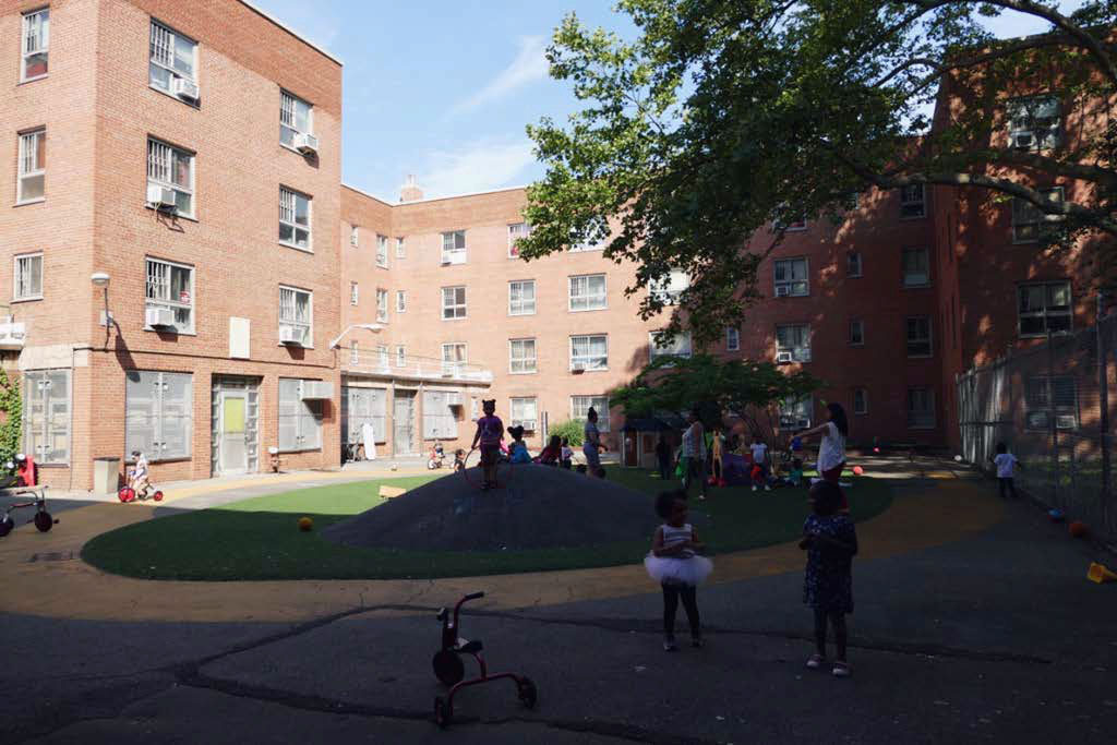 Harlem River Houses Restored. Photo: Mary E. Rusz, FAIA.