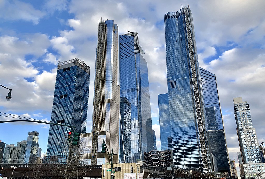 Hudson Yards. Image credit: Chris6d [CC BY-SA 4.0 (https://creativecommons.org/licenses/by-sa/4.0)]