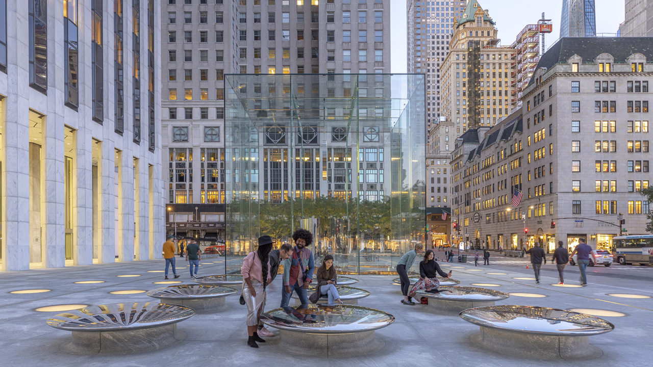 Apple Fifth Avenue by Foster + Partners. Image credit: Aaron Hargreaves/Foster +Partners.