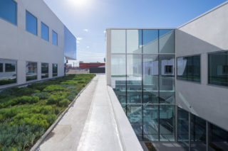 Architecture Honor Award: Los Angeles LGBT Center Anita May Rosenstein Campus by Leong Leong, Killefer Flammang Architects, and Pamela Burton & Company. Photo: Iwan Baan.