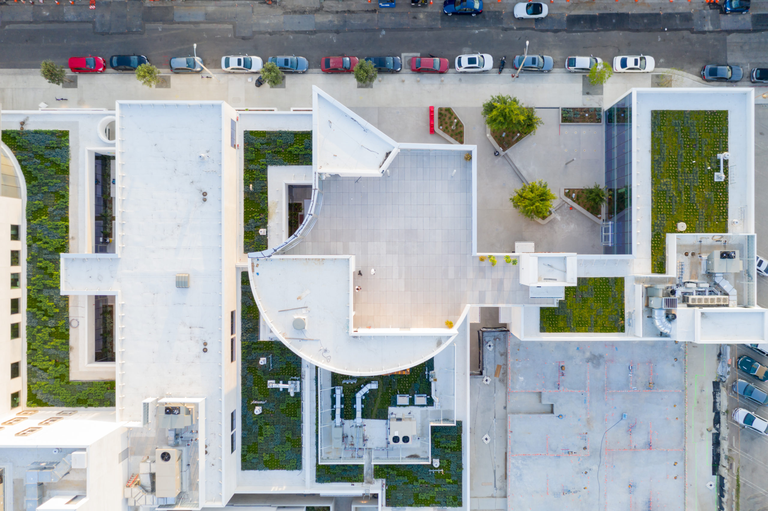Architecture Honor Award: Los Angeles LGBT Center Anita May Rosenstein Campus by Leong Leong, Killefer Flammang Architects, and Pamela Burton & Company. Photo: Iwan Baan.