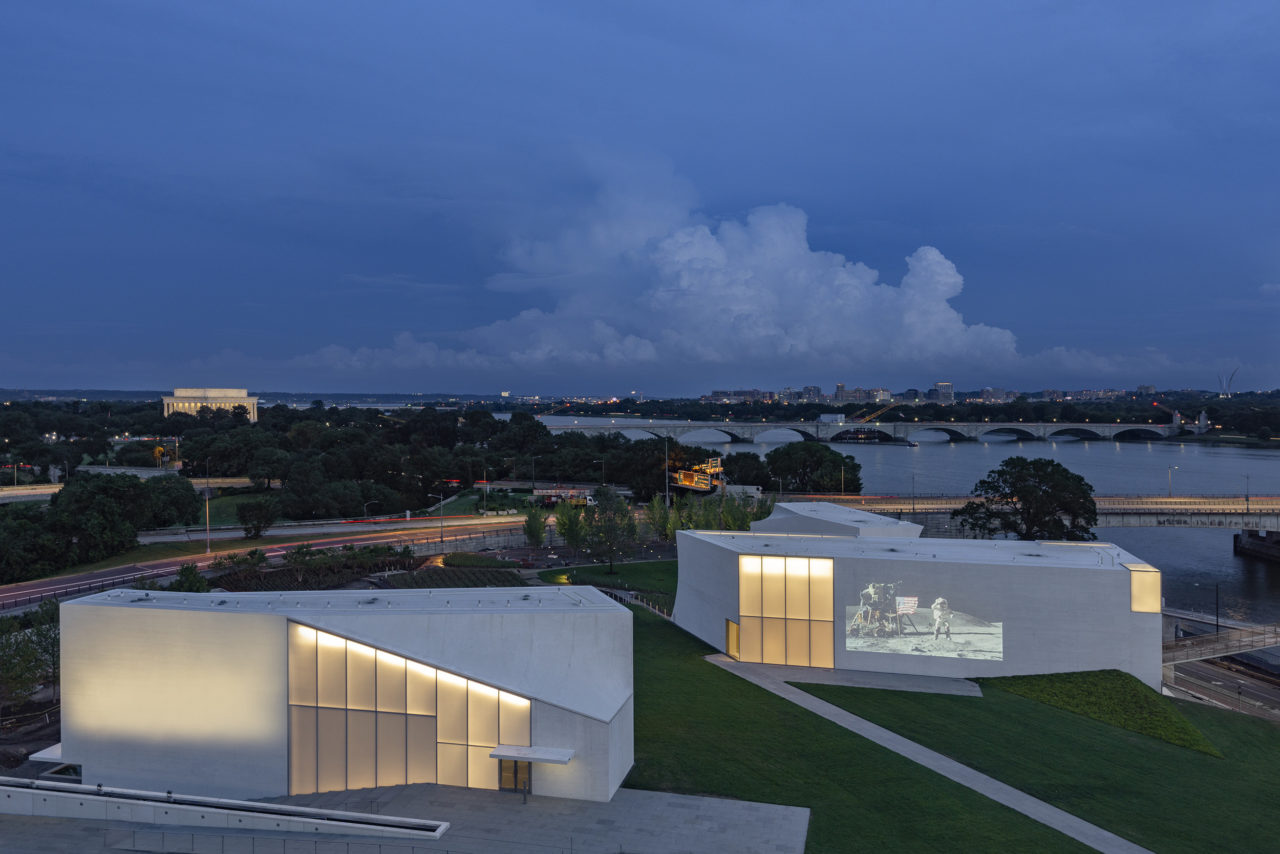 Architecture Honor Award: The Reach by Steven Holl Architects, BNIM, and Hollander Design Landscape Architects, in Washington, DC. Photo: Richard Barnes.