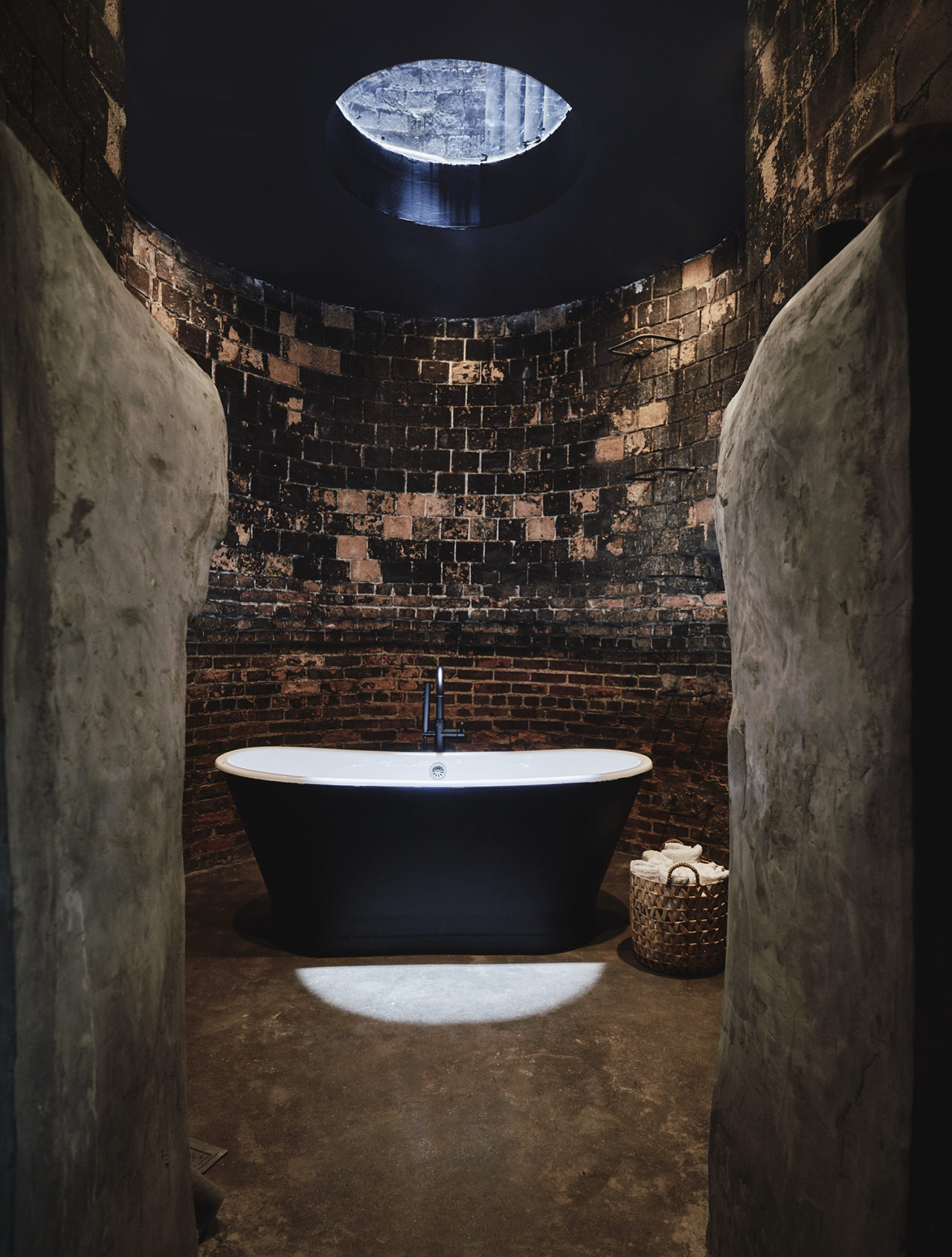 Bathhouse by Verona Carpenter Architects. Photo: Adrian Gaut.