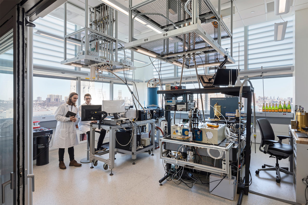 Dr. Dmitri Basov Laboratory, Columbia University, New York, NY. Photo: Albert Vecerka/Esto.