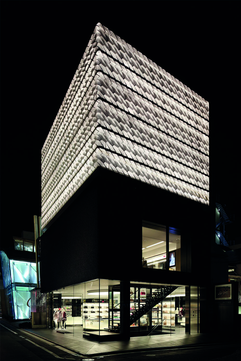 Toro Ishi Ku, Marc Jacobs Flagship, Tokyo, Japan. Photo: Liao Yusheng