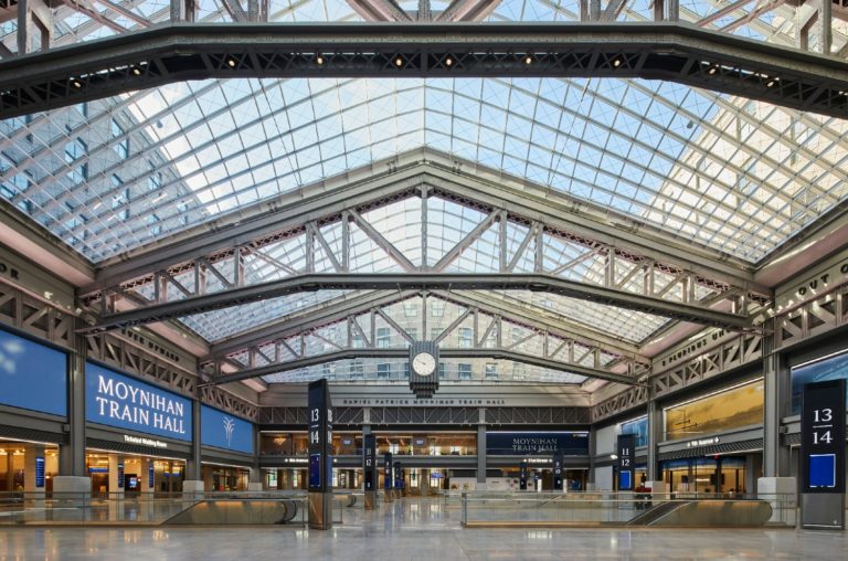 Daniel Patrick Moynihan Train Hall by SOM. Photo: Lucas Blair Simpson. 