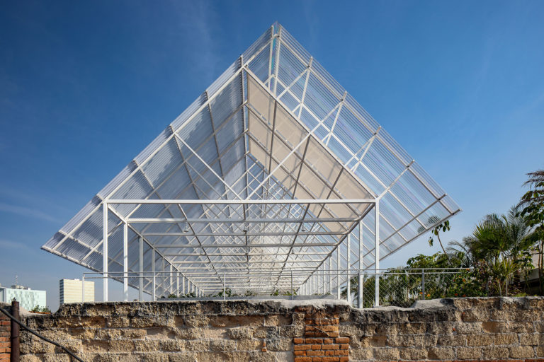 Rooftop PRIM. Architect: PRODUCTORA. Landscape Architect: PLANTA. Location: Mexico City, Mexico. Photo: Onnis Luque.