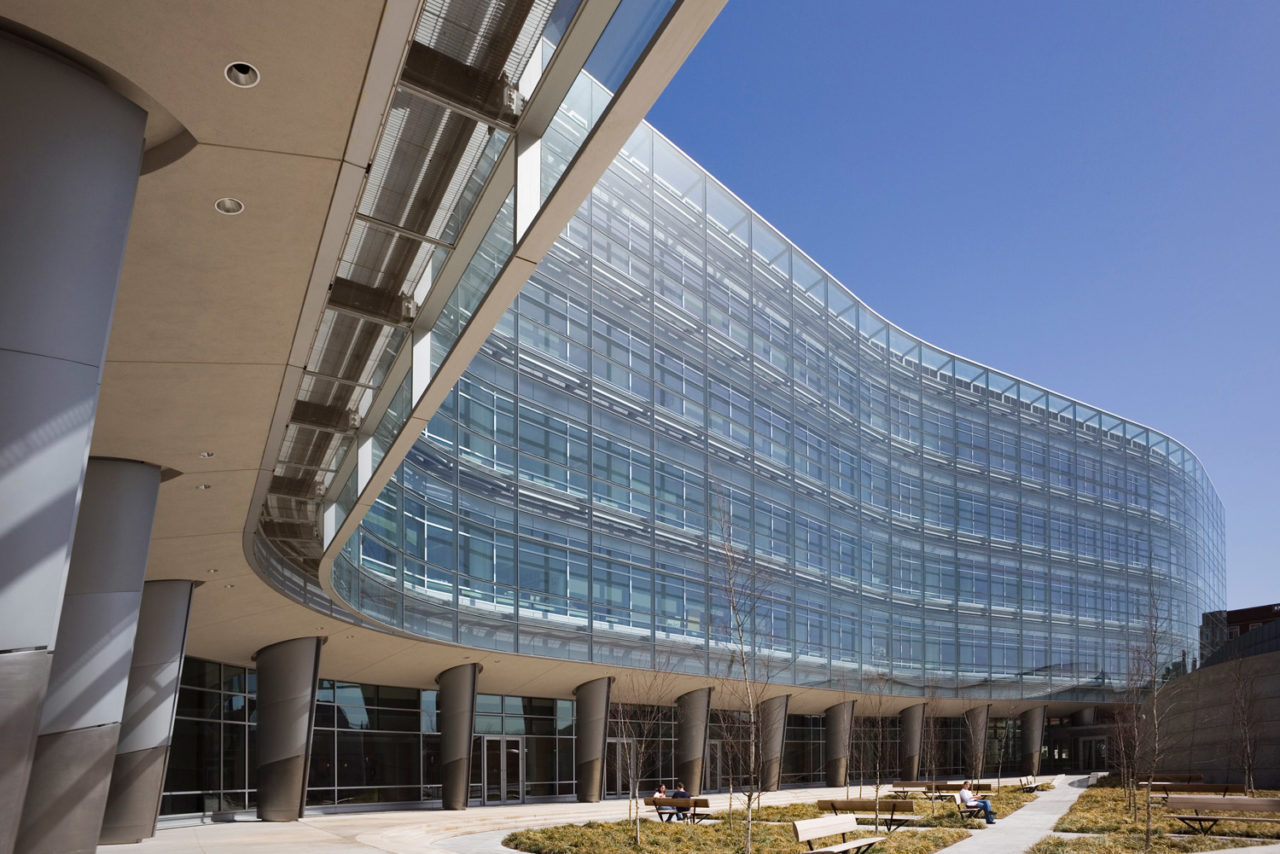 Alfred A. Taubman Biomedical Science Research Building, Ann Arbor, MI. Photo: Jeff Goldberg/Esto.