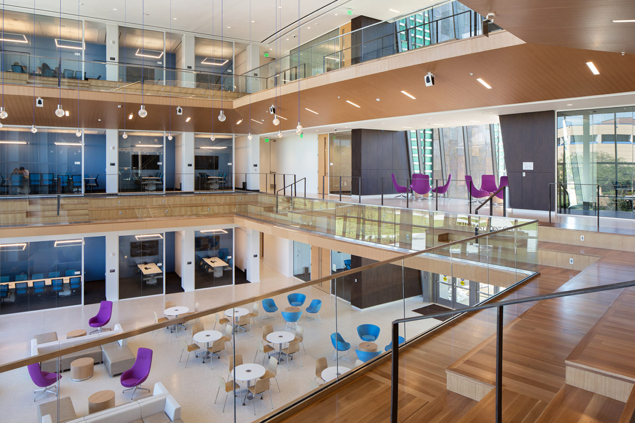 L. Gale Lemerand Student Center at Daytona State College by ikon.5 architects. Photo: Joni Hofman. 