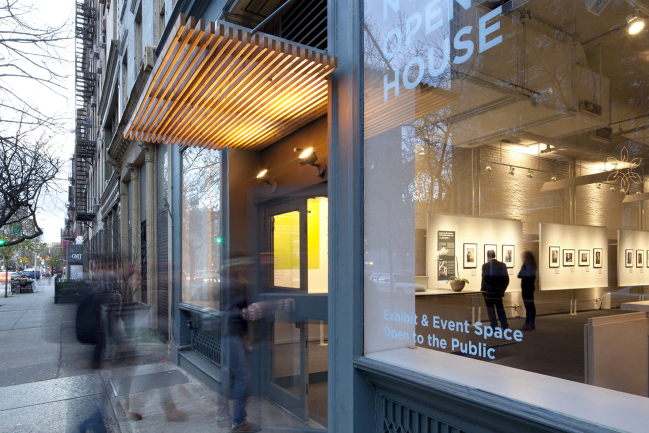 A streetfront civic and cultural hub for New York University, reasserting—and expanding—the school’s distinctive linkage of academic and urban life. Photo: Jeremy Bitterman.