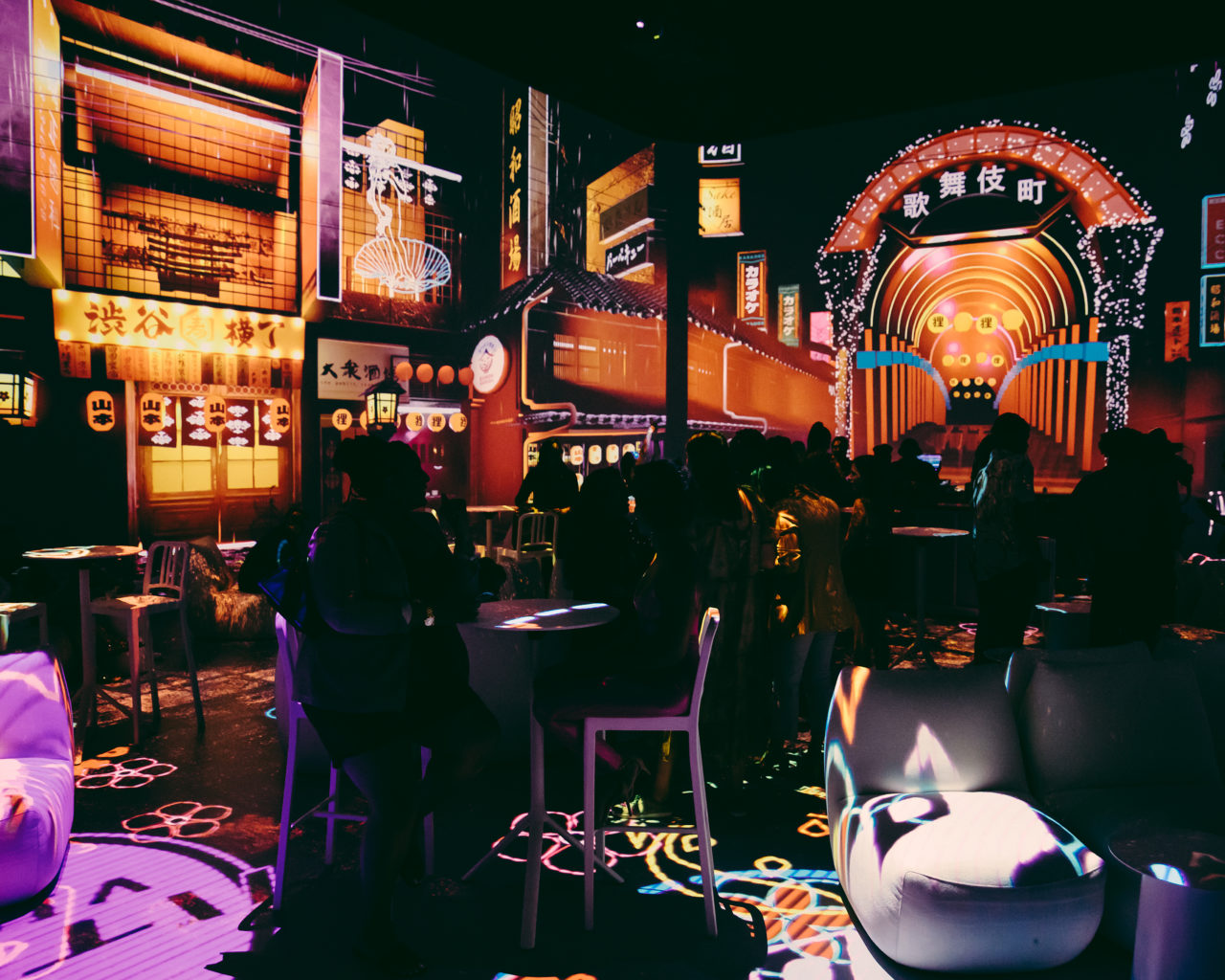 A photograph of one of the dining spaces at the Atlanta Illuminarium.