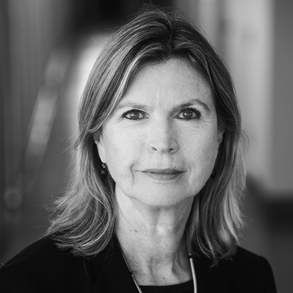 Cathleen McGuigan headshot