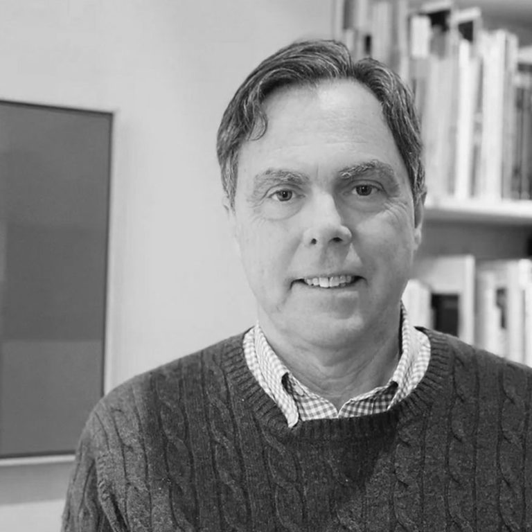 Alexander Lamis headshot