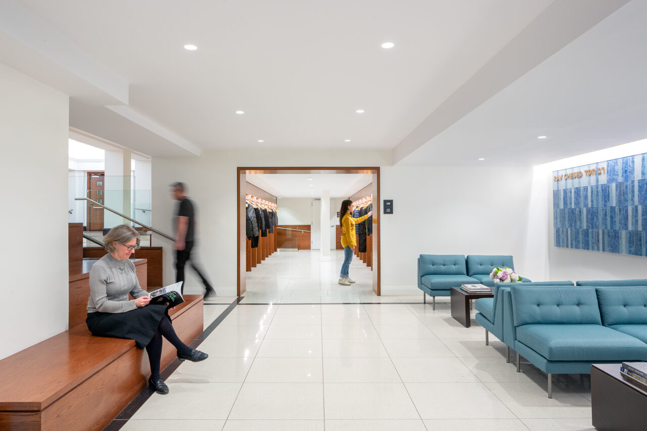 Ansche Chesed Synagogue Renovation by Studio ST. Photo: Bilyana Dimitrova.