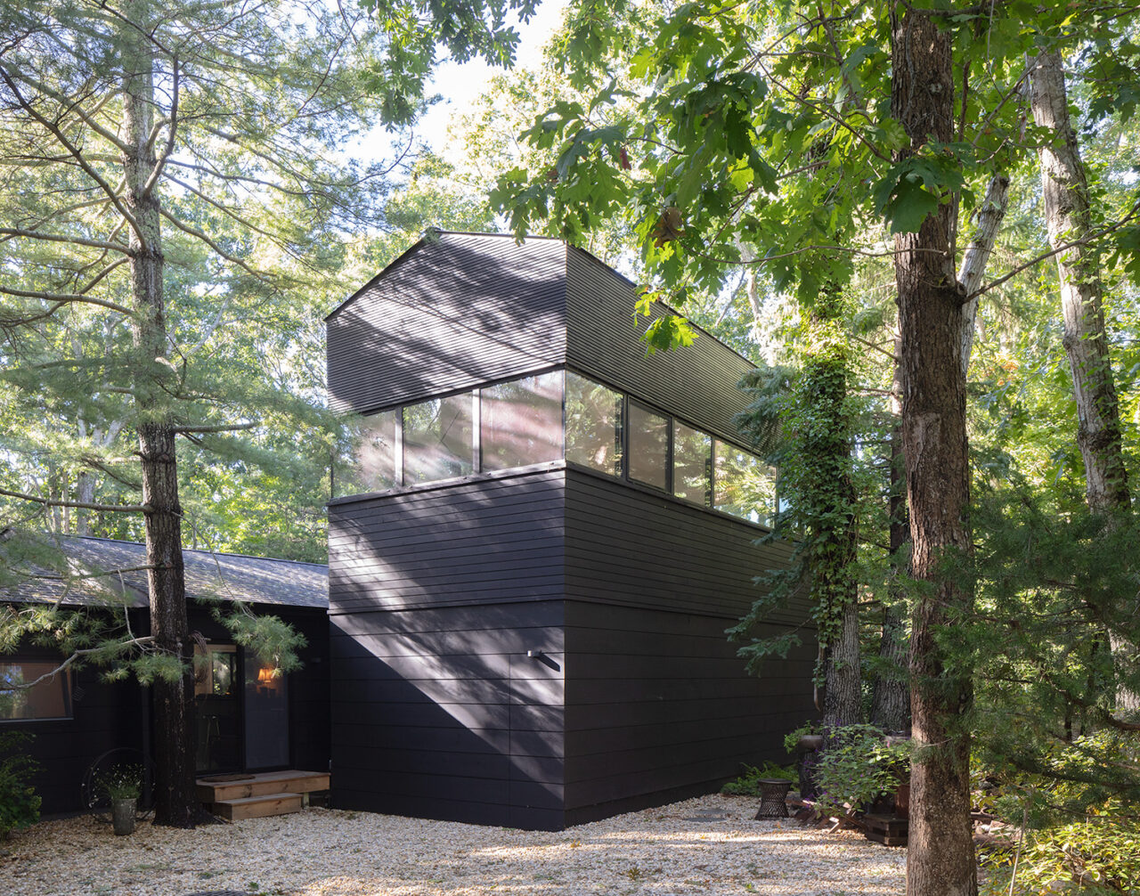Hamptons studio designed by Worrell Yeung. Photo: Naho Kubota