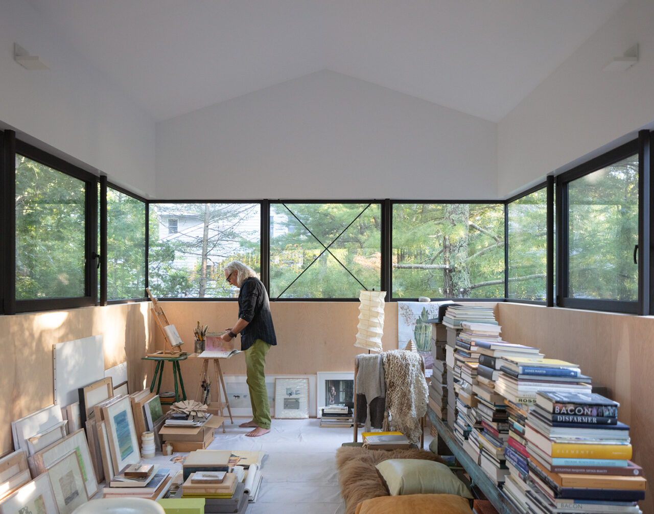 Hamptons studio designed by Worrell Yeung. Photo: Naho Kubota