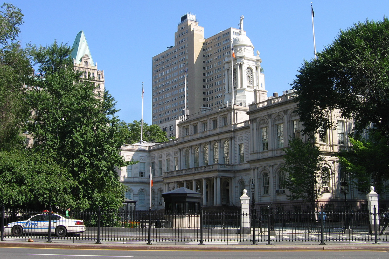 NYC City Hall exterior