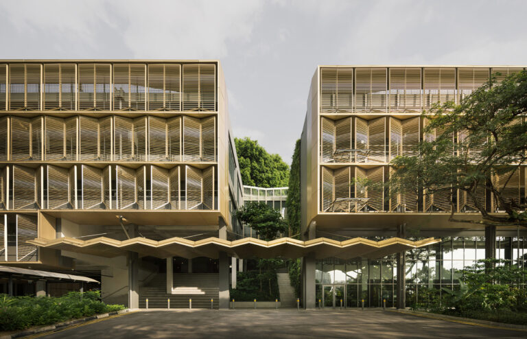 Streetview of Equatorial School of Architecture