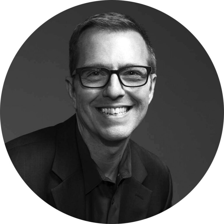 Kevin Davis headshot