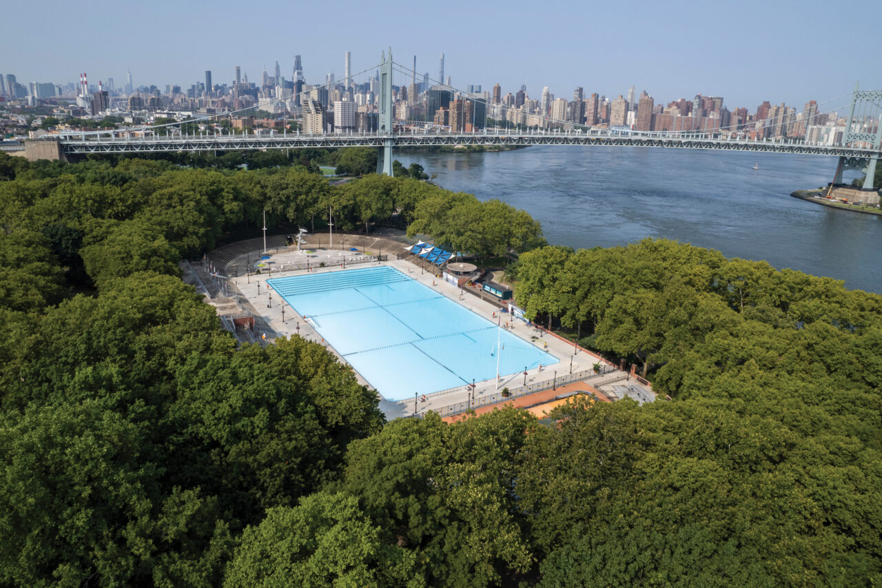 A public pool in Astoria Park, Queens, has a dramatic backdrop. Photo: © Anna Morgowicz.