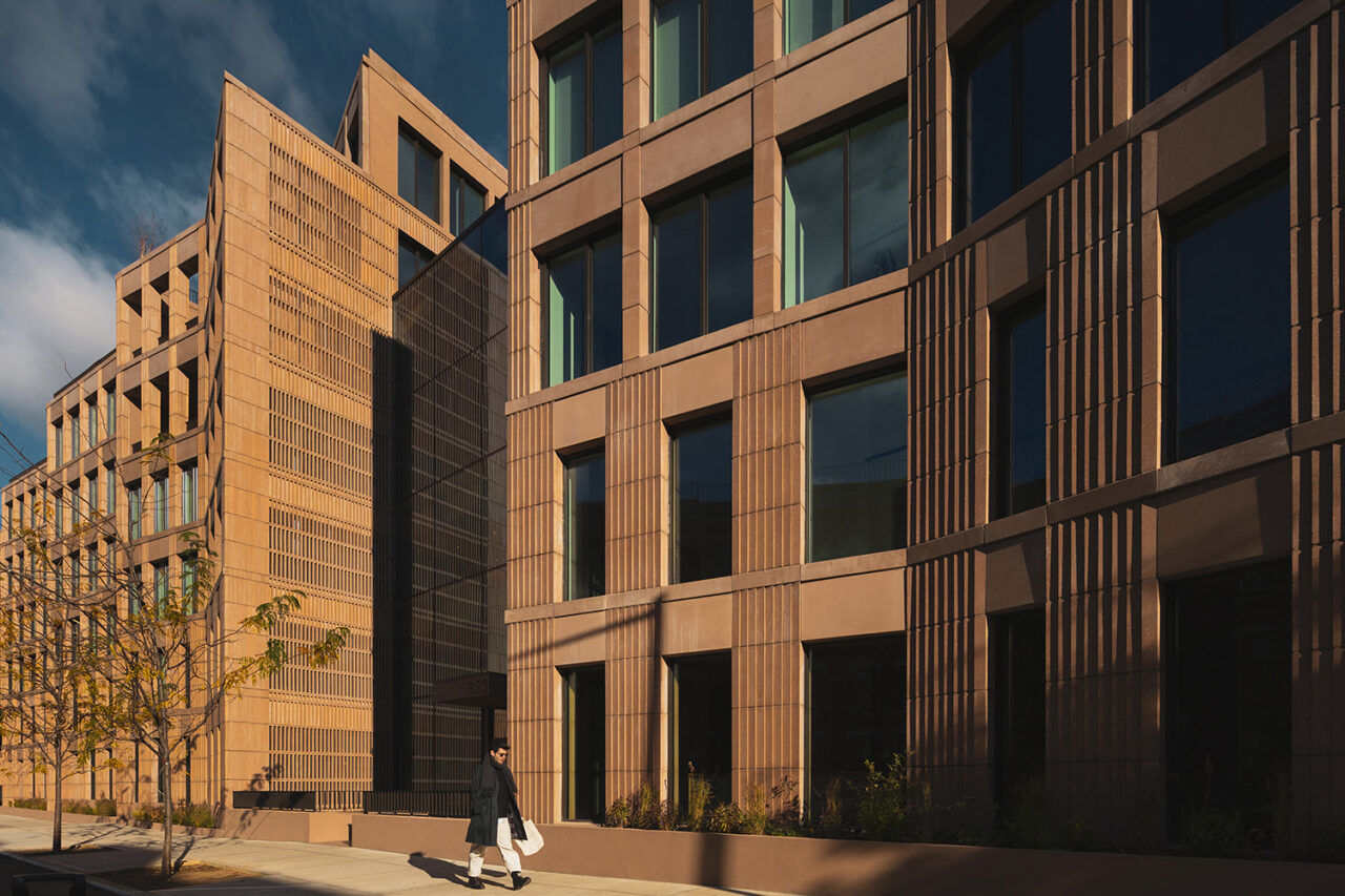 Bergen Brooklyn by Frida Escobedo Studio with DXA Studio, Patrick Cullina, Workstead, GF55, and Avdoo & Partners. Photo: Ivane Katamashvili.