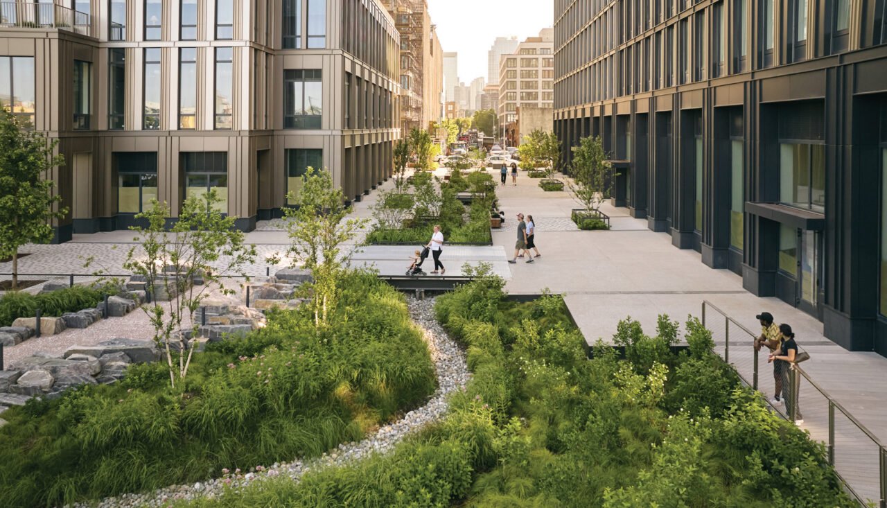 Another of SCAPE’s public esplanades along the Gowanus Canal, the Carroll Eco Basin at 420 Carroll Street stitches together rain gardens, openair civic spaces, and adjacent public parks.