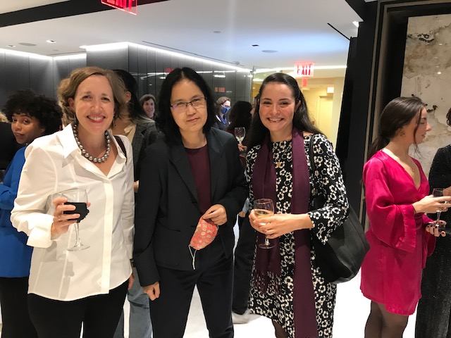 A group photo of attendees at the 6th annual ‘Happy Hour: Honoring the 2021 Women Fellows’ event at the Cosentino showroom.