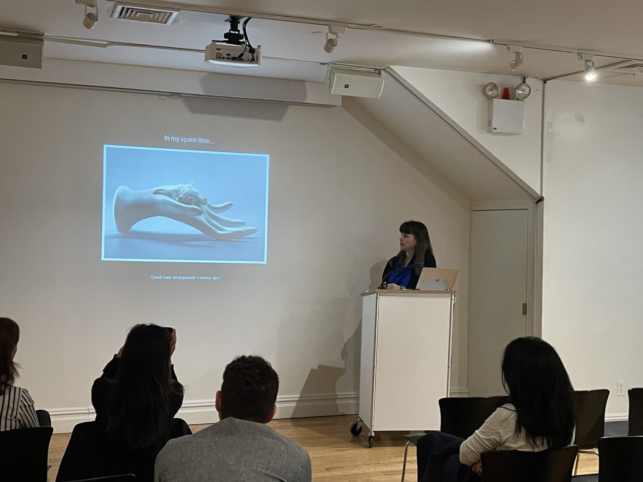 220603 WIA MorningLeadershipTalk ElaineMolinar (14)