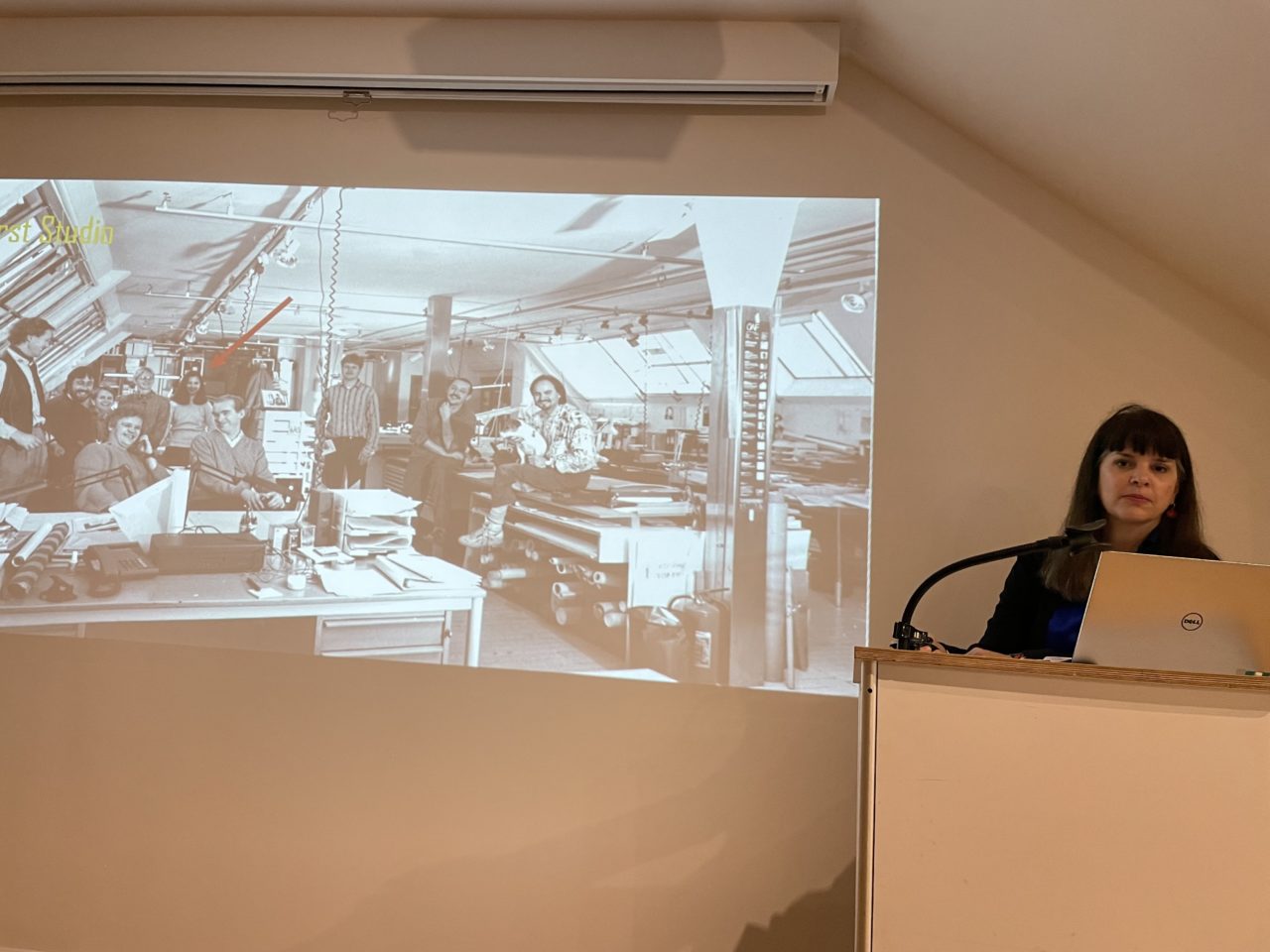 220603 WIA MorningLeadershipTalk ElaineMolinar (4)