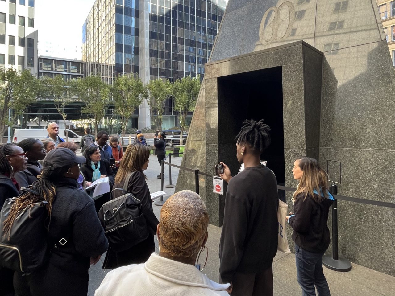 221022 WIA AfricanBurialGround Tour Selected Photos (17)