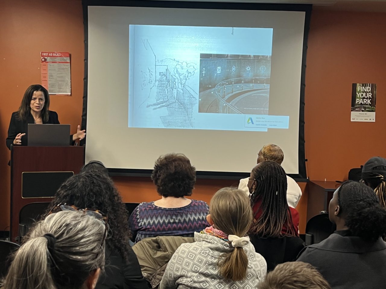 221022 WIA AfricanBurialGround Tour Selected Photos (3)