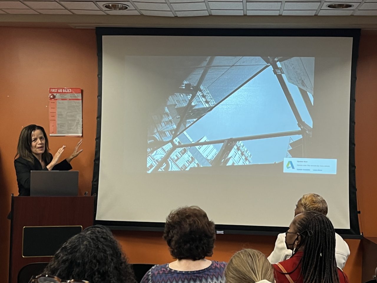 221022 WIA AfricanBurialGround Tour Selected Photos (9)