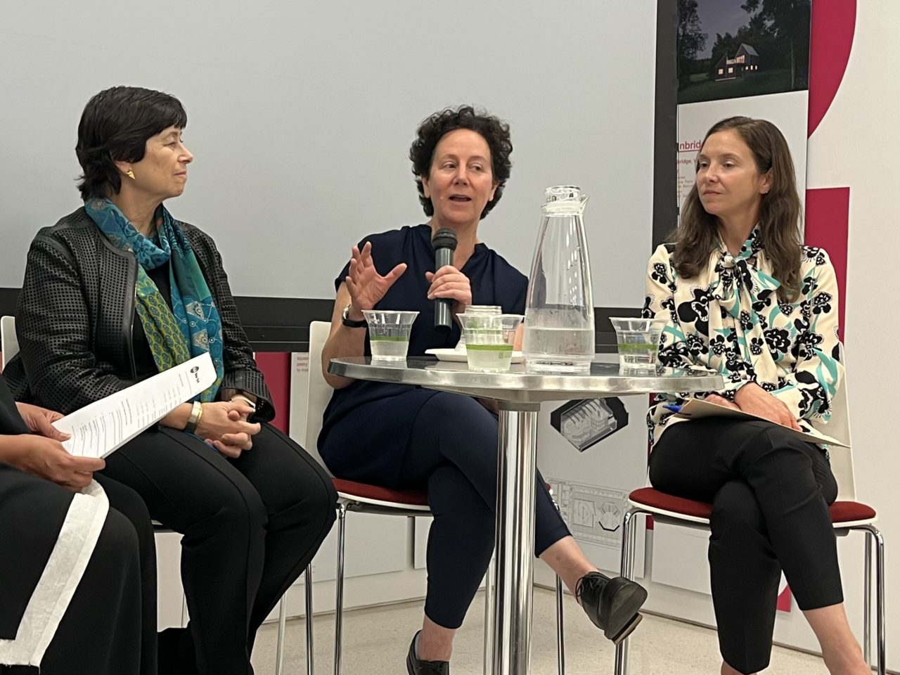 221027 WIA BookTalk Photos (12)