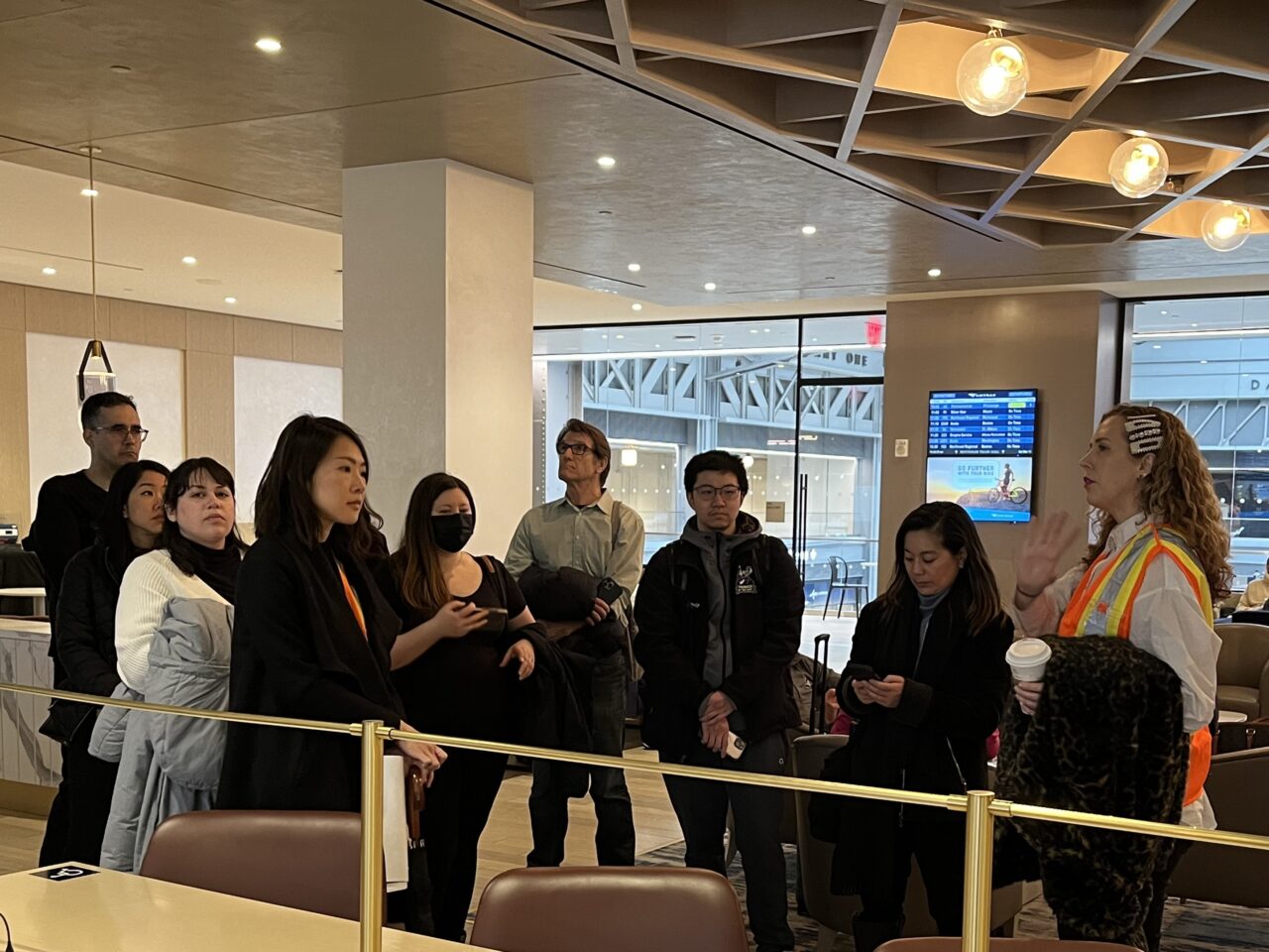 230311 WIA TI MoynihanTrainHall AmtrakMetLounge Selected Photos (15)