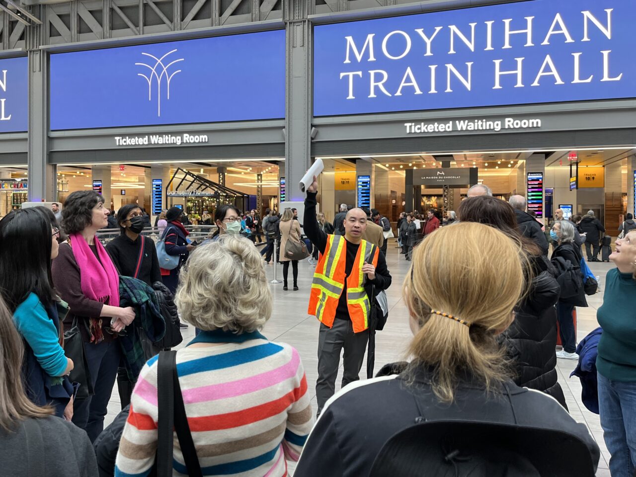 230311 WIA TI MoynihanTrainHall AmtrakMetLounge Selected Photos (17)