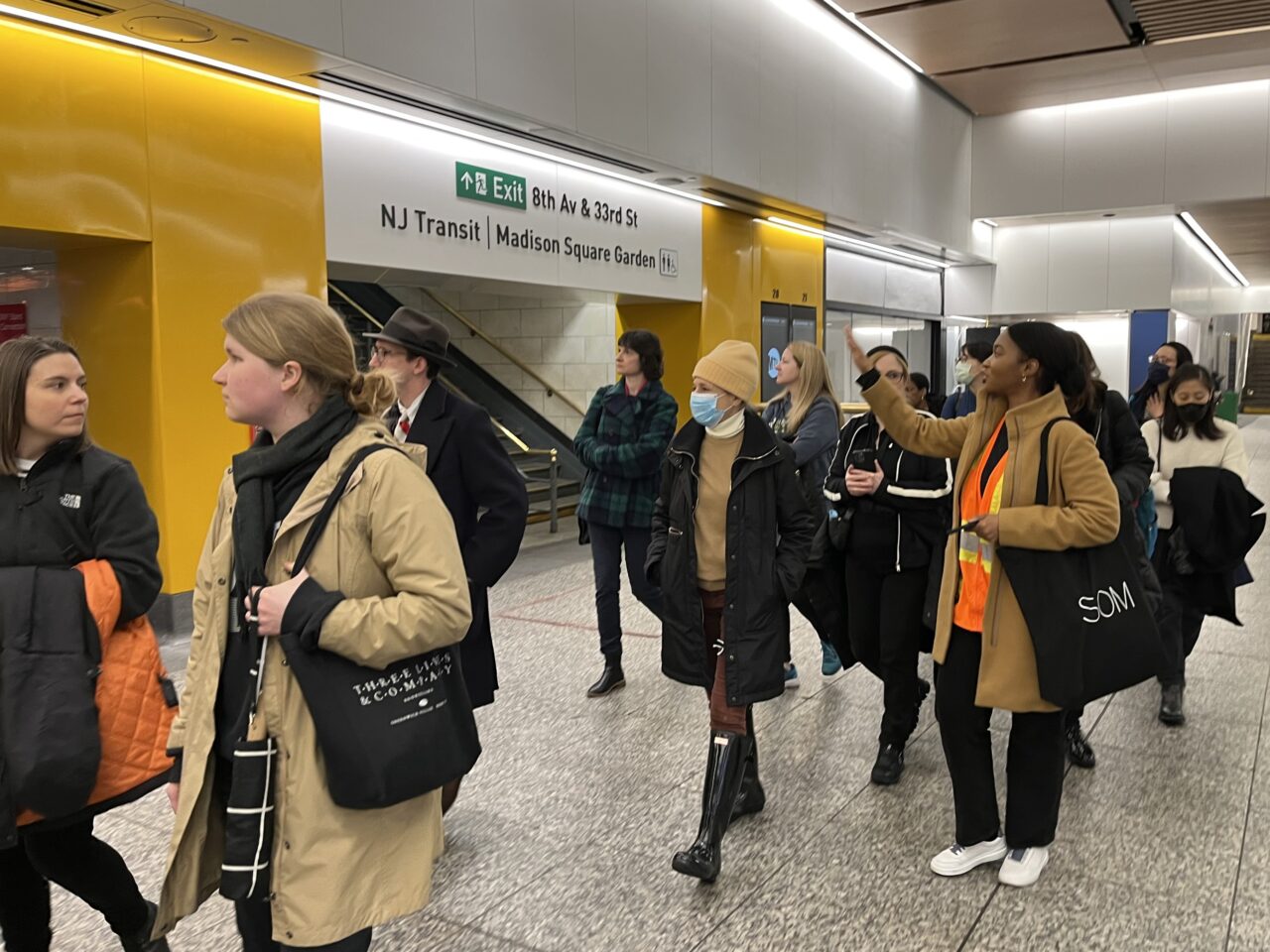 230311 WIA TI MoynihanTrainHall AmtrakMetLounge Selected Photos (19)