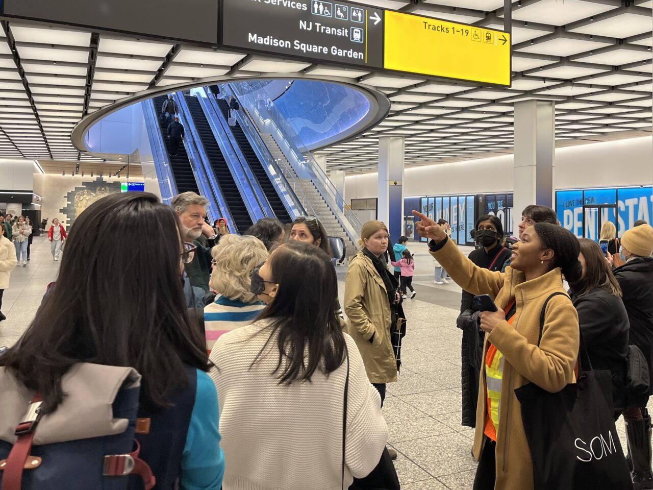 230311 WIA TI MoynihanTrainHall AmtrakMetLounge Selected Photos (20)