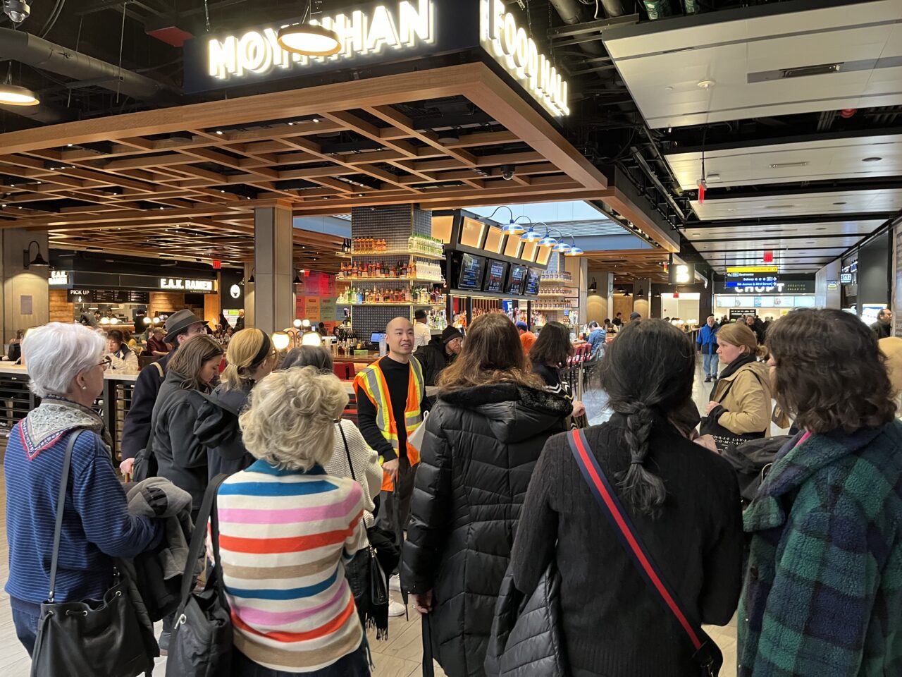 230311 WIA TI MoynihanTrainHall AmtrakMetLounge Selected Photos (25)